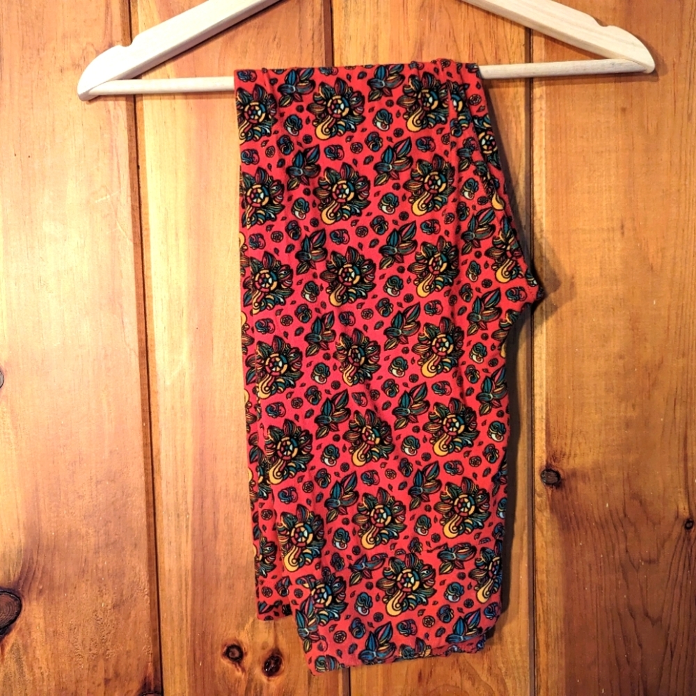 LulaRoe One-Size Leggings